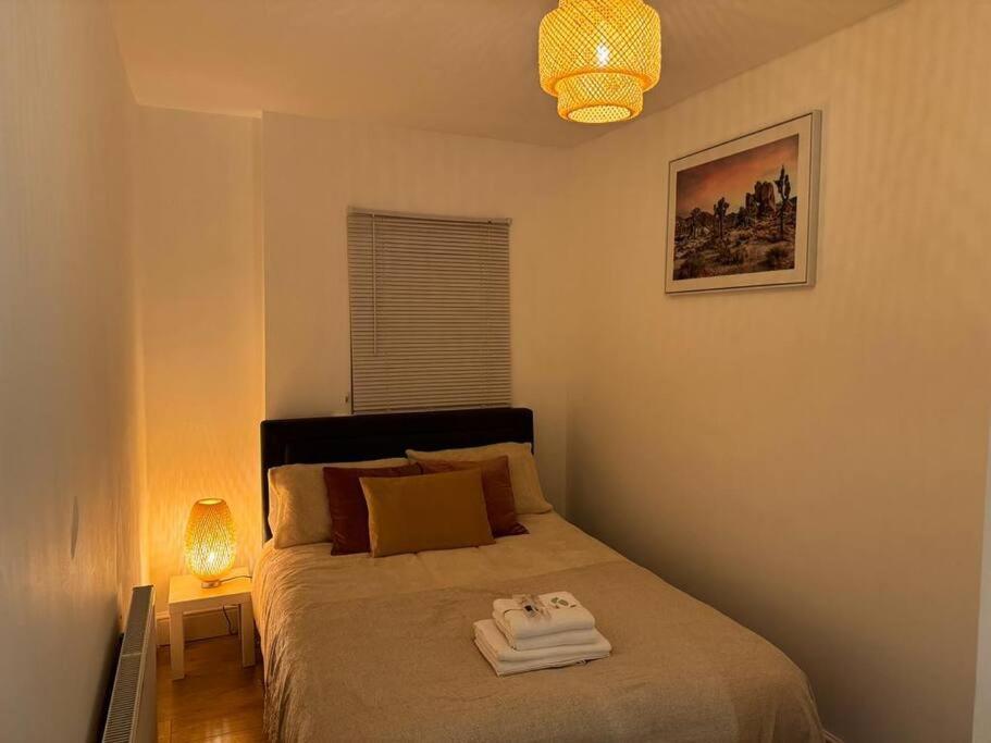 Manor Court Appartamento Londra Esterno foto
